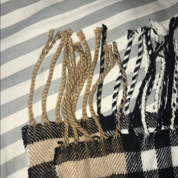 scarf - Picture 2 of 2